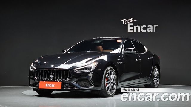 Maserati Ghibli 3.0 Modena, 2022