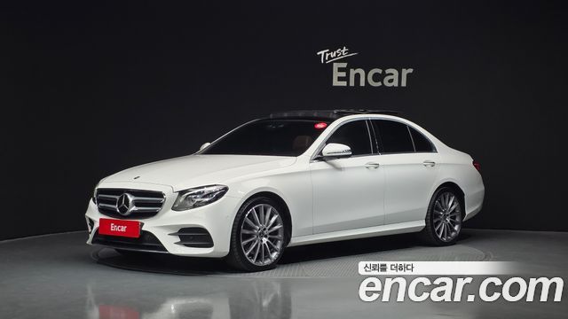 Mercedes-Benz E-Class E350 4MATIC AMG Line, 2020