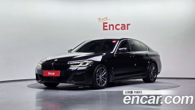 BMW 5-Series 520i M Sport, 2020