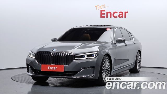BMW 7-Series 740i Design Pure Excellence, 2021