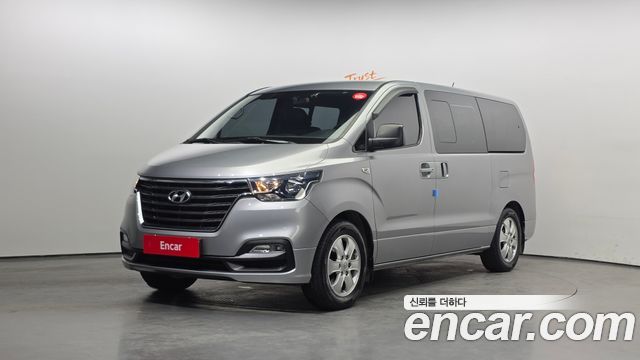 Hyundai Starex Urban 9-Seater, 2018