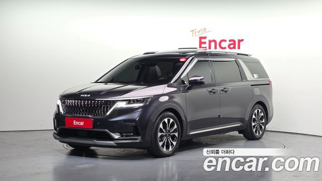 Kia Canival 9-Seater Signature, 2023