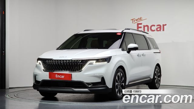 Kia Canival Gasoline 7-Seater Signature, 2023