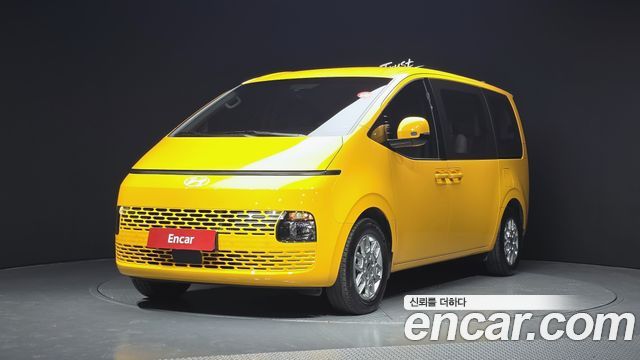 Hyundai Staria HEV 1.6 Tourer 11-Seater, 2024