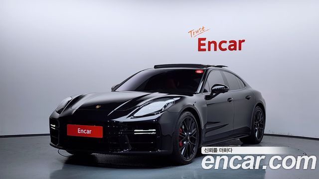 Porsche Panamera 4.0 GTS, 2025