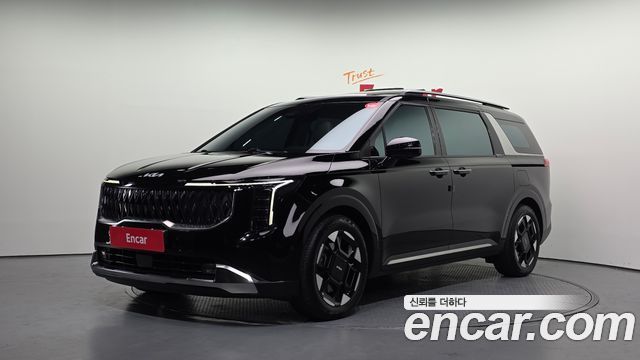 Kia Canival 9-Seater Signature, 2024