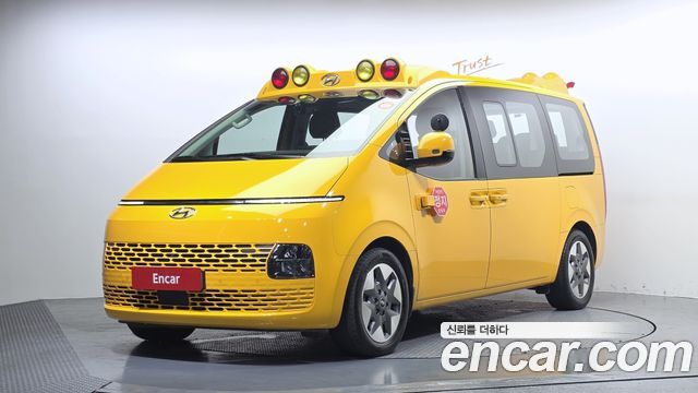Hyundai Staria L3.5 Kinder Safety Car, 2023