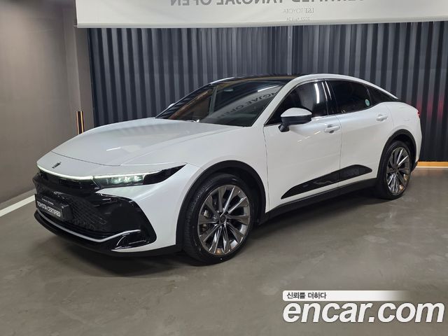Toyota Crown 2.5 4WD Hybrid, 2023