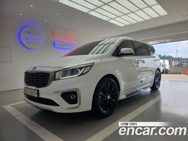 Kia Canival 9-Seater Prstige, 2020