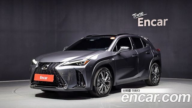 Lexus UX 2.0 F-Sport 2WD, 2026