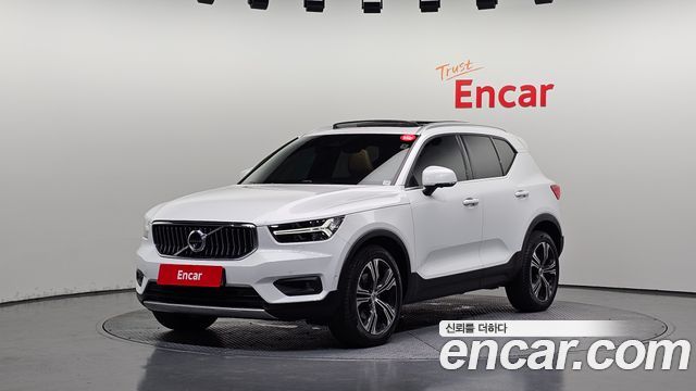 Volvo XC40 B4 Inscription, 2021