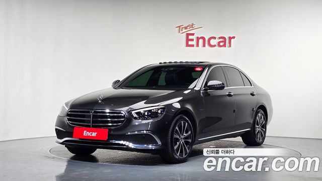 Mercedes-Benz E-Class E300e 4MATIC Exclusive, 2021