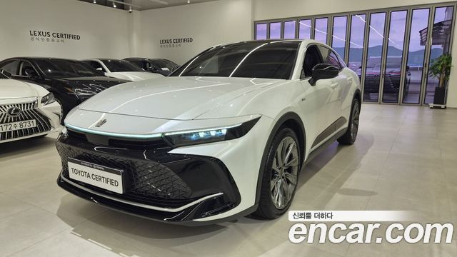Toyota Crown 2.5 4WD Hybrid, 2025