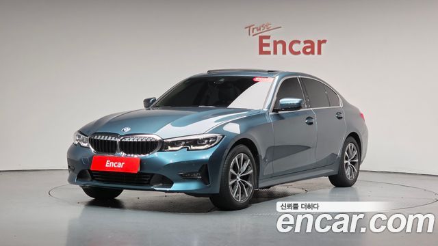 BMW 3-Series 320i, 2021