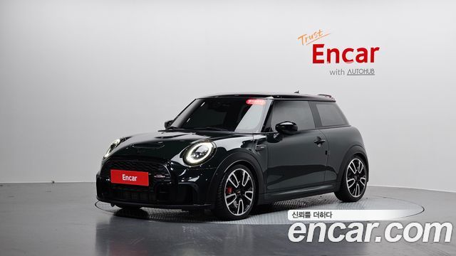 Mini Cooper JCW, 2022