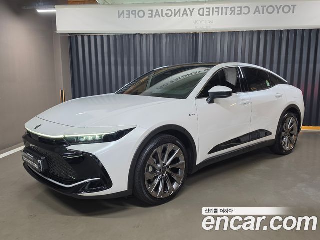 Toyota Crown 2.5 4WD Hybrid, 2024