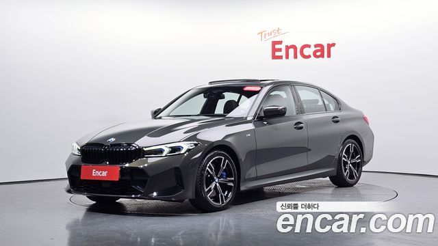 BMW 3-Series 320i M Sport, 2025