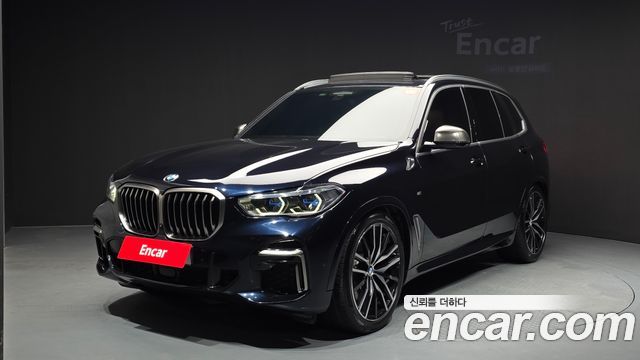 BMW X5 M50i, 2022