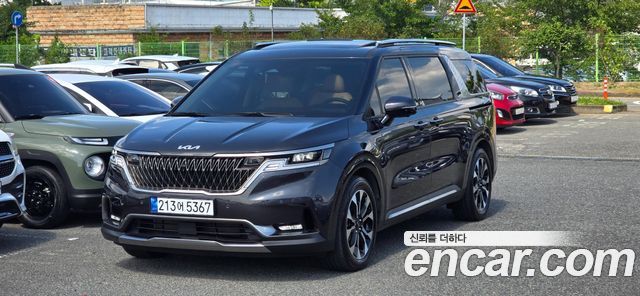 Kia Canival Gasoline 7-Seater Outdoor, 2022