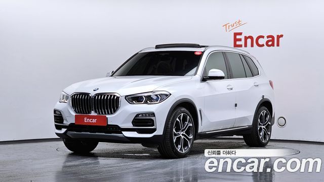 BMW X5 xDrive 40i xLine, 2021