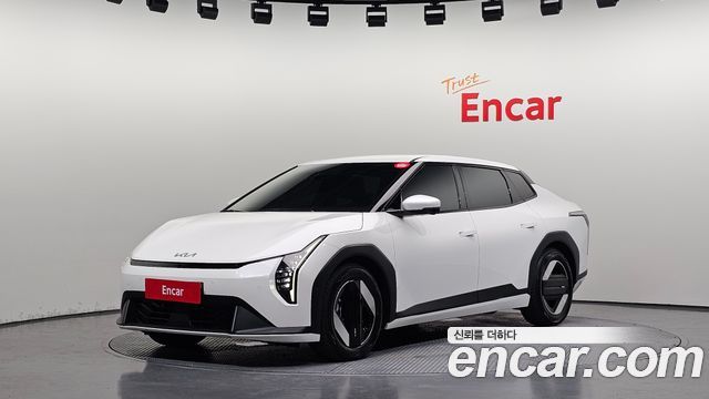 Kia EV4 Long Range 2WD, 2025