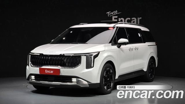 Kia Canival 9-Seater Signature, 2024