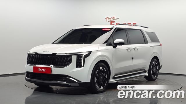 Kia Canival Gasoline 7-Seater Signature, 2025
