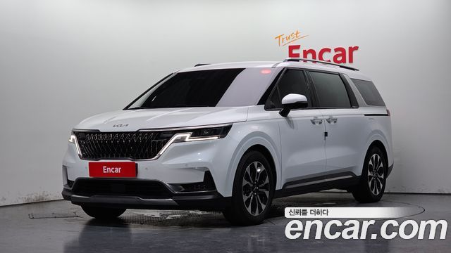 Kia Canival 7-Seater Signature, 2023