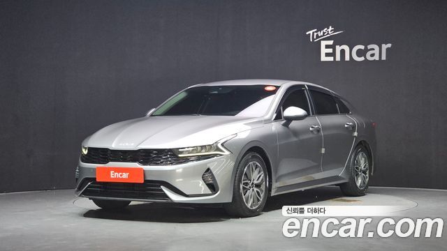 Kia K5 Prestige, 2021