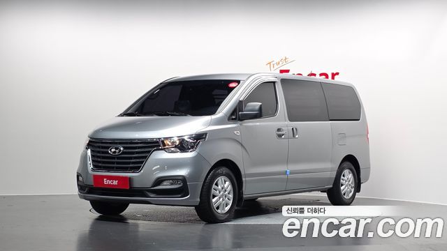 Hyundai Starex Van 3-Seater, 2019