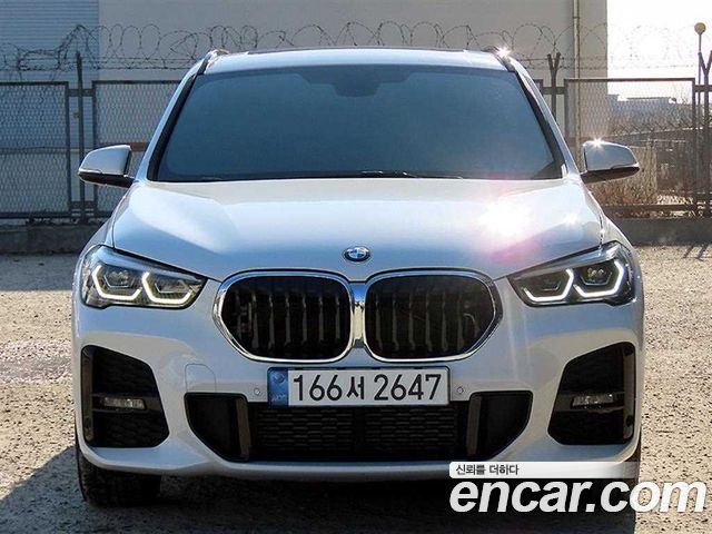 BMW X1 xDrive 20i M Sport, 2021