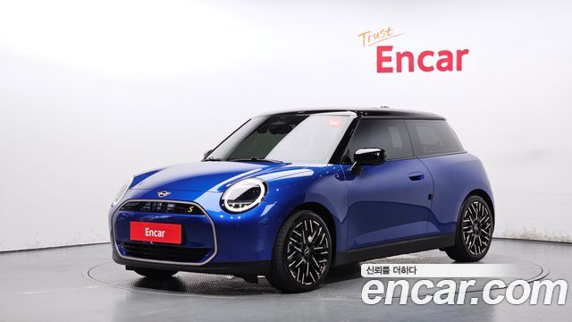 Mini Cooper SE Favoured, 2024