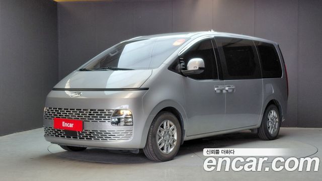 Hyundai Staria Tourer 11-Seater, 2021