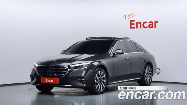 Mercedes-Benz E-Class E300 4MATIC Exclusive, 2024