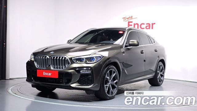 BMW X6 xDrive40i M Sport, 2021