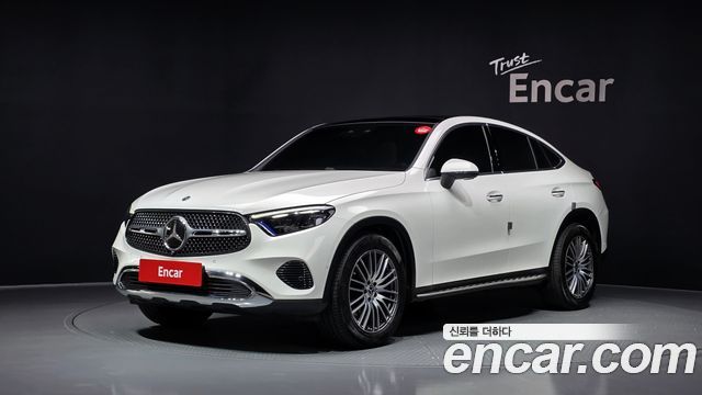 Mercedes-Benz GLC-Class GLC300 4MATIC Avnatgarde Coupe, 2025