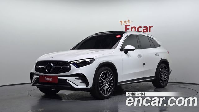 Mercedes-Benz GLC-Class GLC300 4MATIC AMG Line, 2023