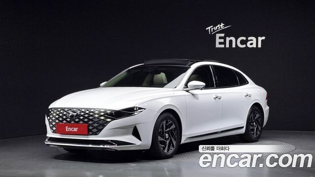 Hyundai Grandeur Le Blanc, 2022