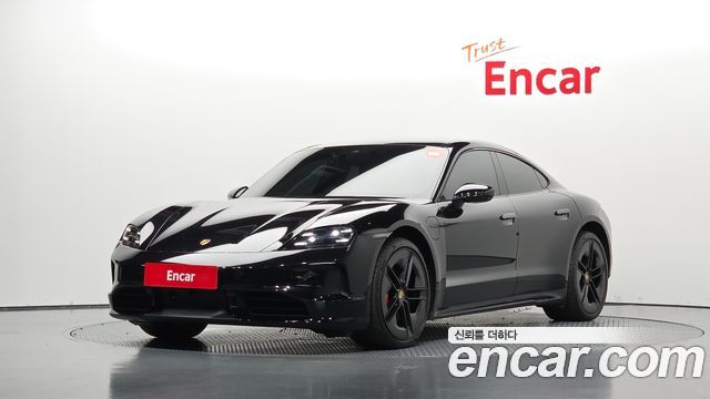 Porsche Taycan GTS, 2025