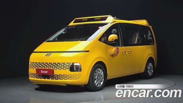 Hyundai Staria L3.5 Kinder Safety Car, 2022