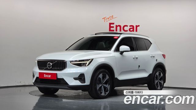 Volvo XC40 B4 Ultimate Bright, 2023