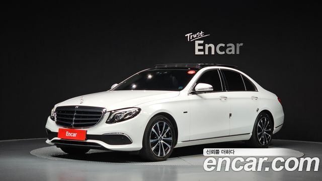 Mercedes-Benz E-Class E300e Exclusive, 2019