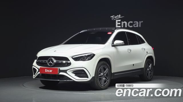 Mercedes-Benz GLA-Class GLA250 4MATIC, 2025