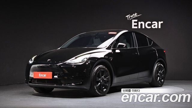 Tesla Model Y RWD, 2023