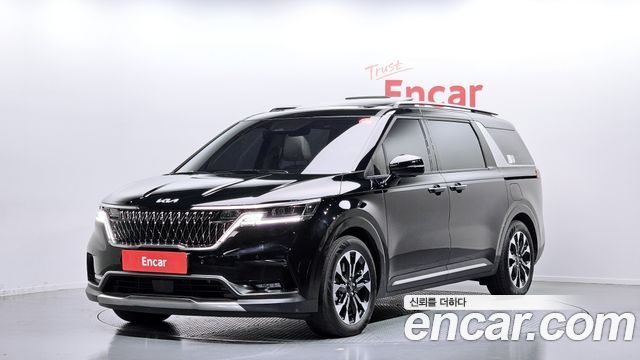 Kia Canival 9-Seater Signature, 2022