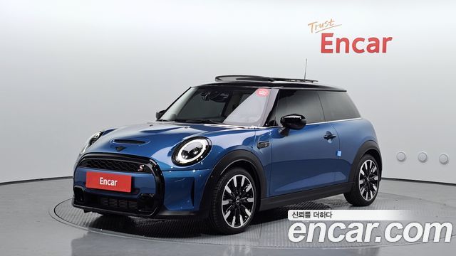 Mini Cooper Classic, 2023