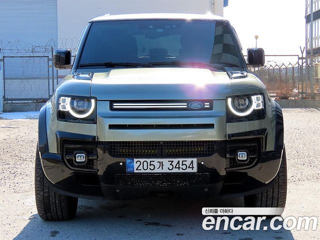 Land Rover Defender 90 D250 SE, 2021