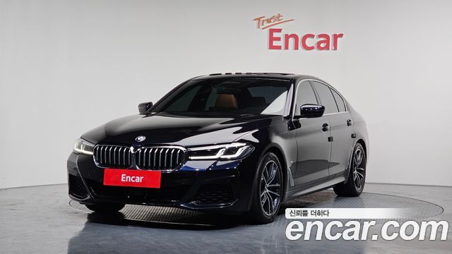 BMW 5-Series 520i M Sport, 2021