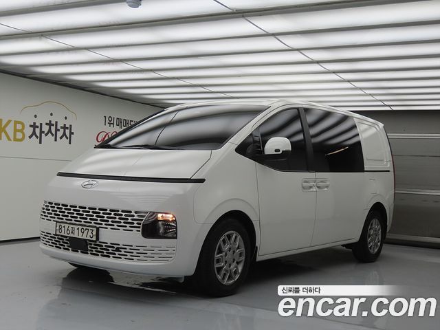 Hyundai Staria Cargo 5-Seater, 2022