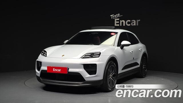 Porsche Macan Base 4, 2025